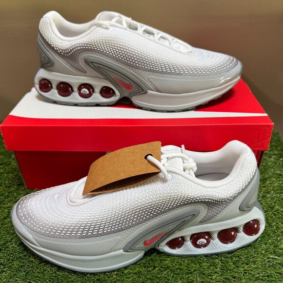 Nike Air Max DN SE Shoes Smoke Grey White Red HQ4567-001 Men's Size 13 NEW - Picture 1 of 8